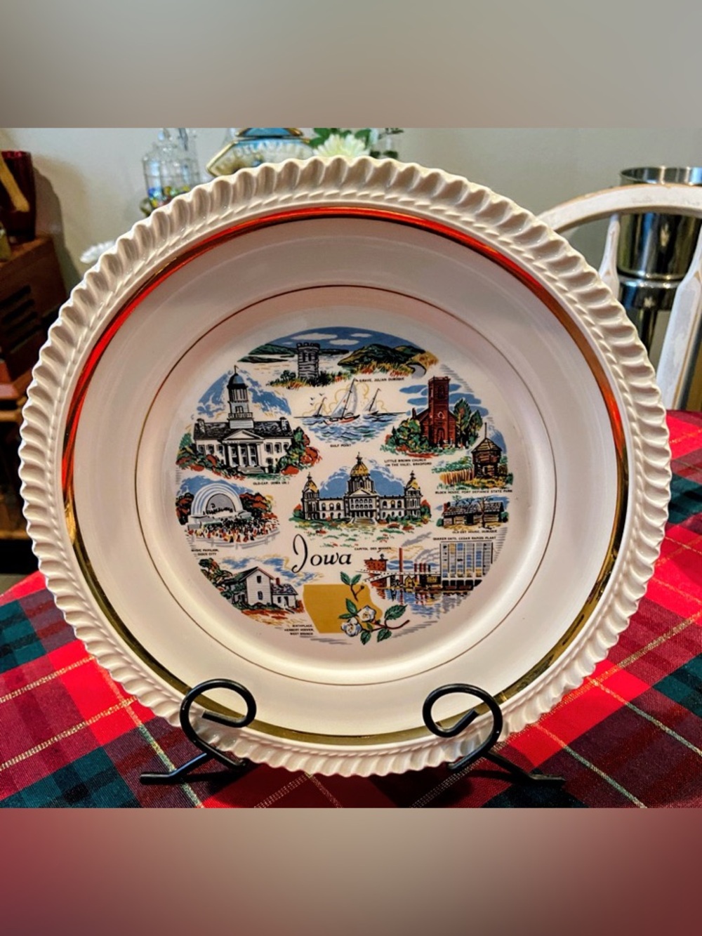 Iowa Souvenir Decorative Plate with Scenic Center and Gold Trim
